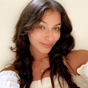 Meet your Posher, Vinessa